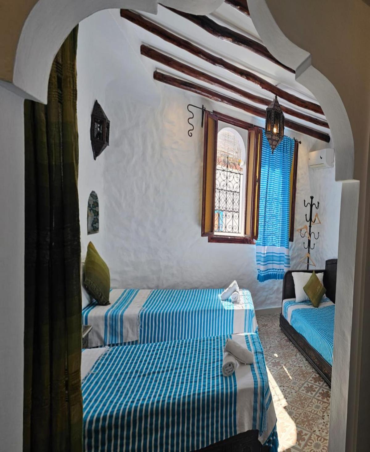 Dar Yakout Hotel Чефчауен Екстериор снимка