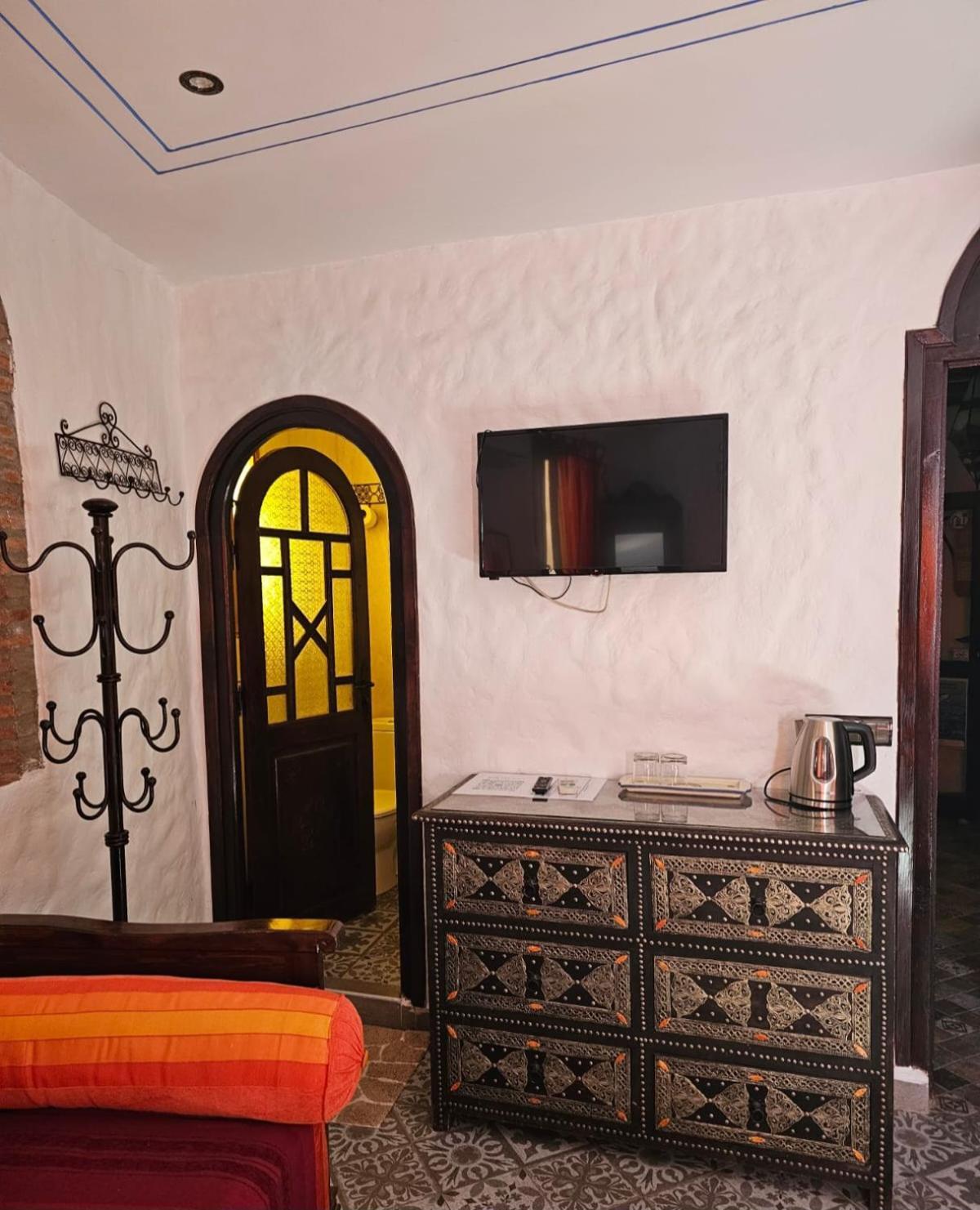 Dar Yakout Hotel Чефчауен Екстериор снимка