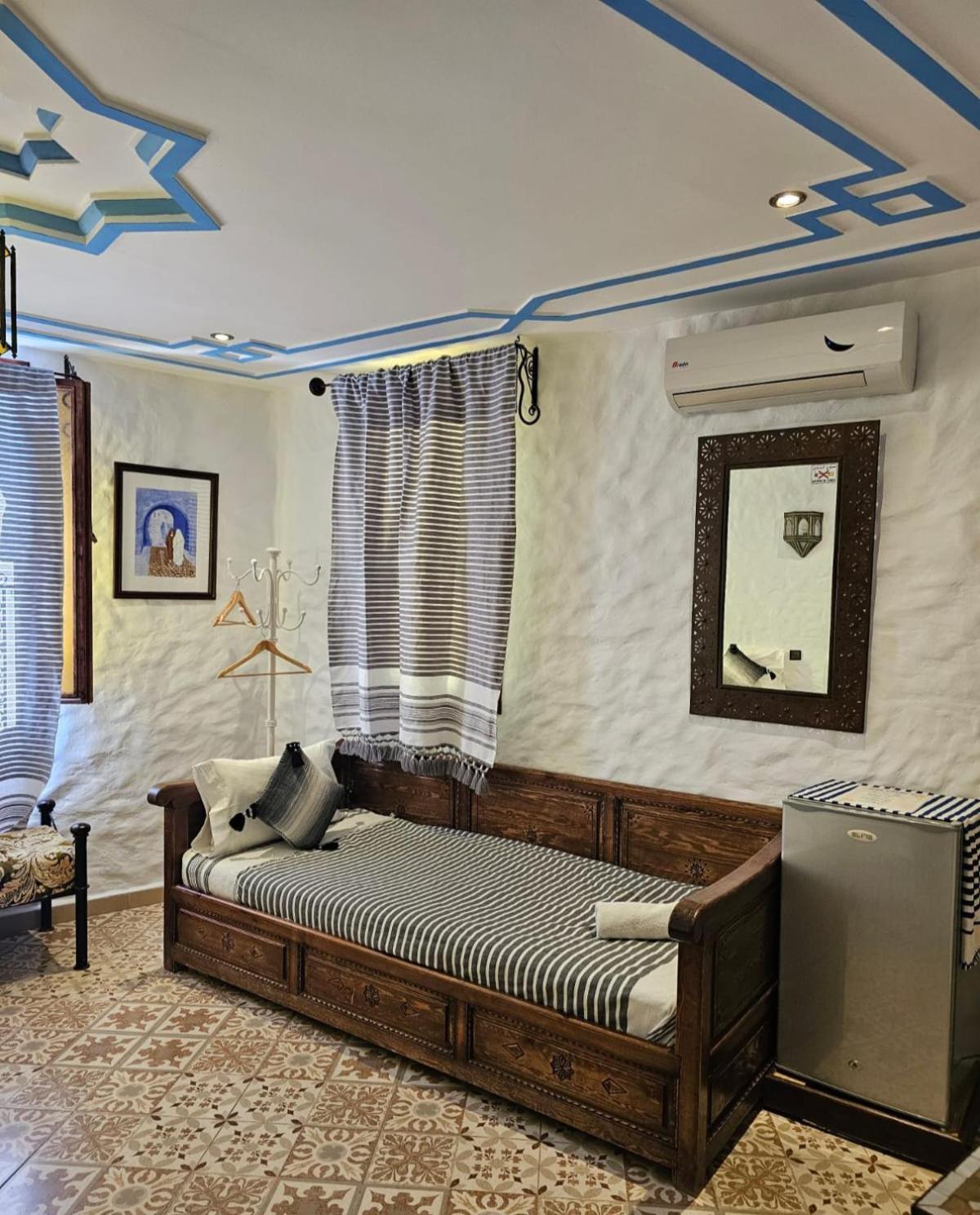 Dar Yakout Hotel Чефчауен Екстериор снимка